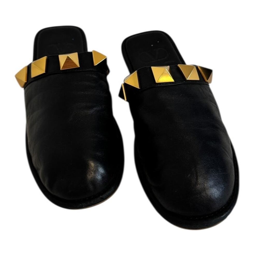 Valentino Garavani Roman Stud Black Leather Mules EU 37.5 Slides Slippers